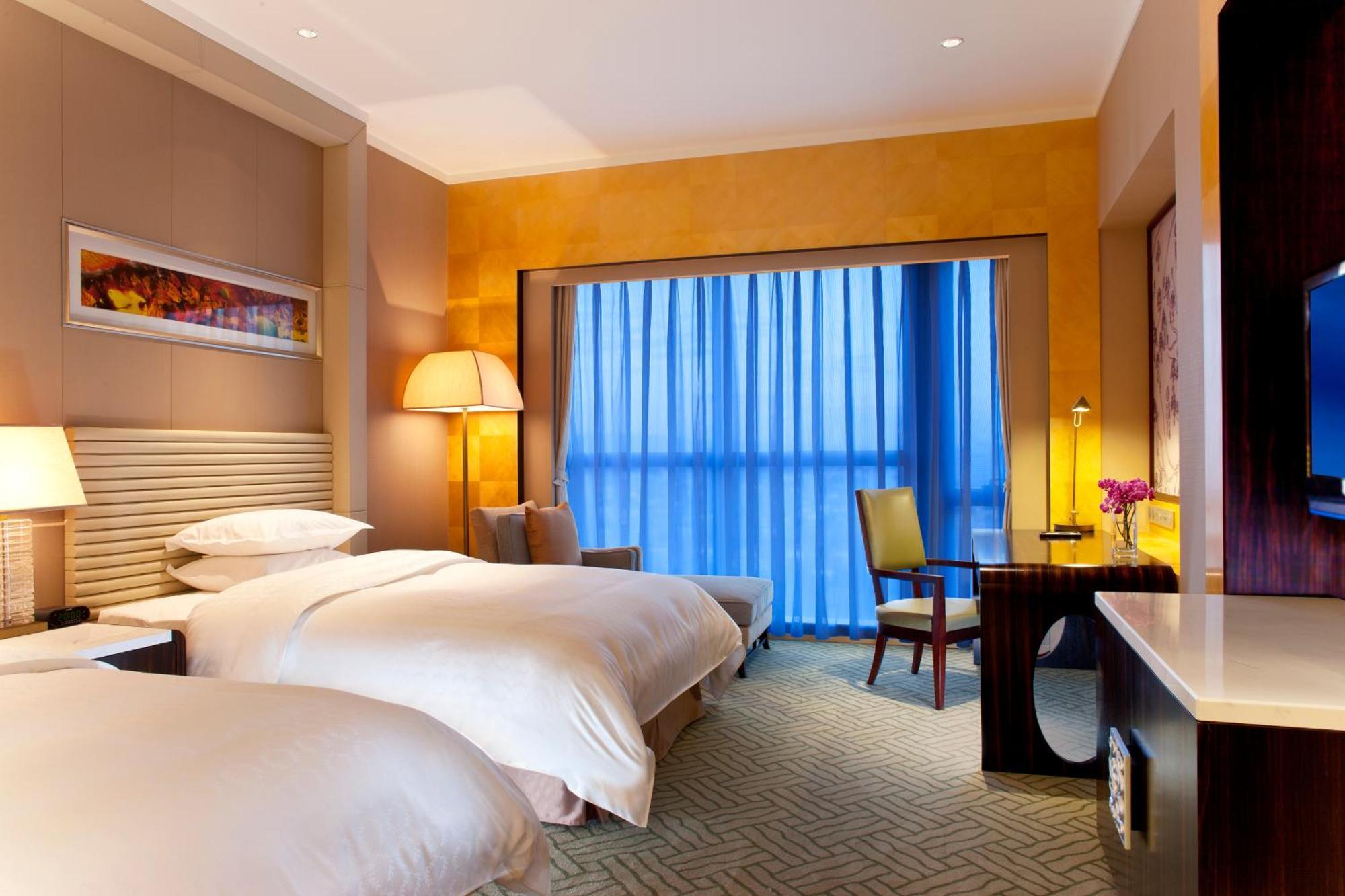 Sheraton Hohhot Hotel Exterior photo