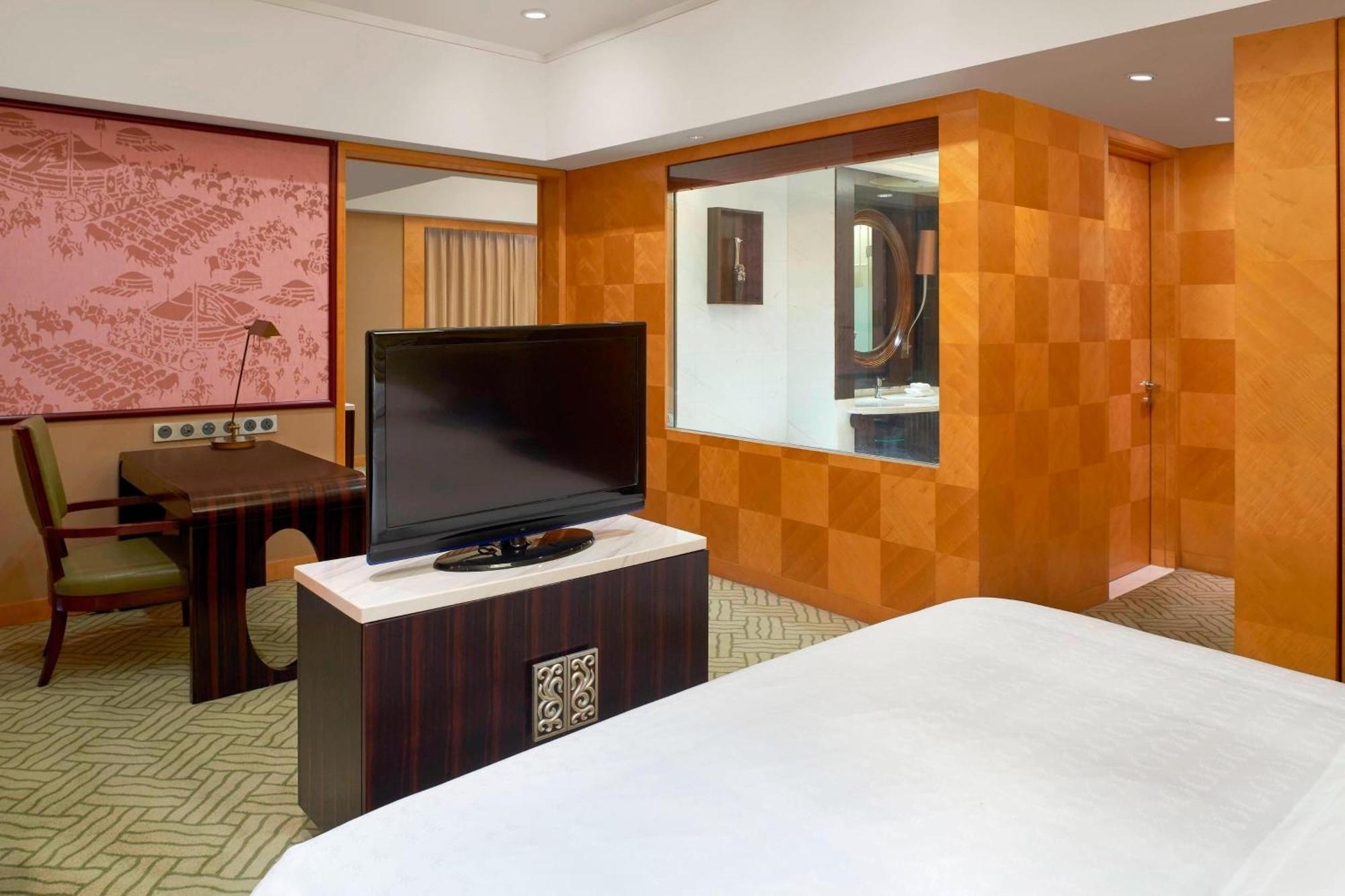 Sheraton Hohhot Hotel Exterior photo