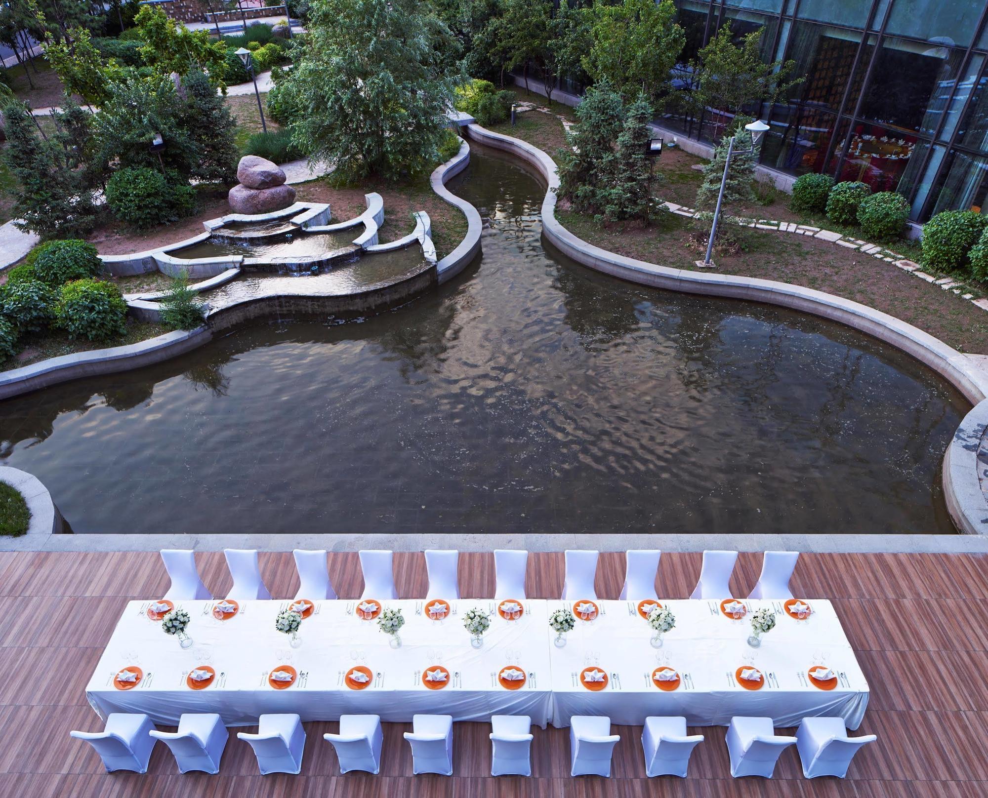 Sheraton Hohhot Hotel Exterior photo